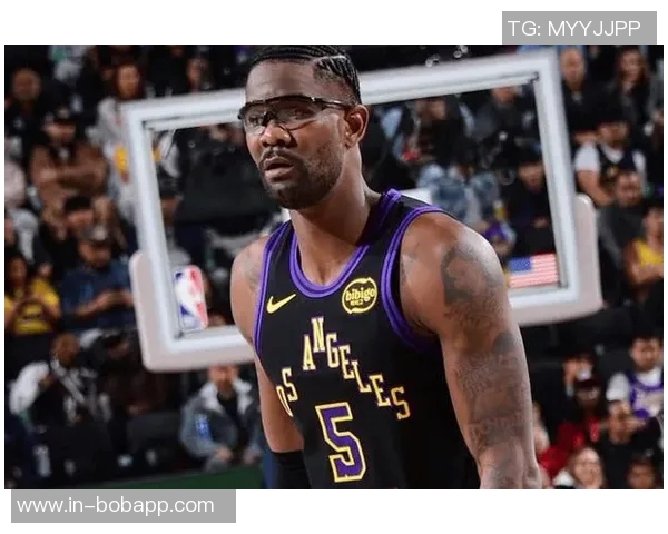 湖人计划休赛期追逐中锋目标锁定3D侧翼球员艾顿仅为短期选择 湖人计划休赛期追逐中锋目标锁定3D侧翼球员艾顿仅为短期选择