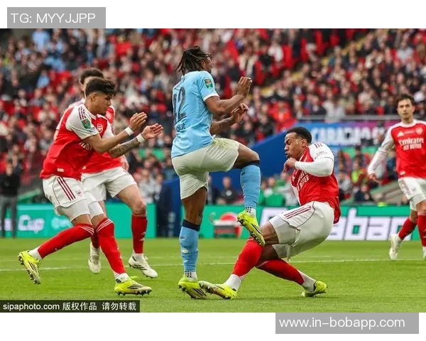 天空体育报道塞梅尼奥获准代表曼城参加联赛杯因英足总新规调整 天空体育报道塞梅尼奥获准代表曼城参加联赛杯因英足总新规调整