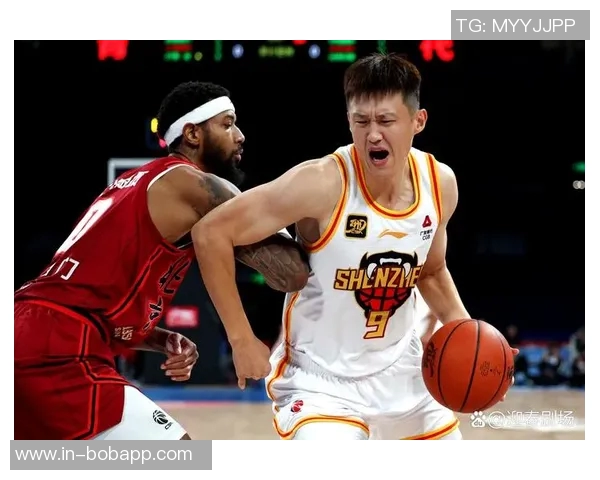 乔治虽曾登顶篮球巅峰却因频繁换队未能实现预期辉煌